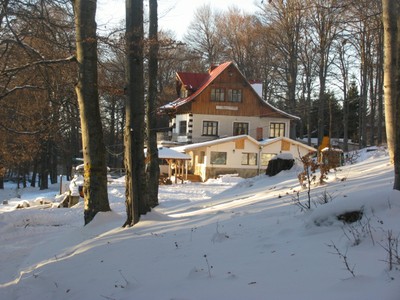 хижа Средногорец