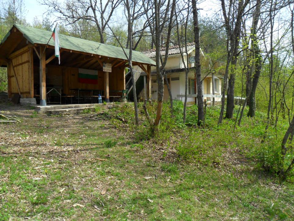 заслон Дойчинова хижа